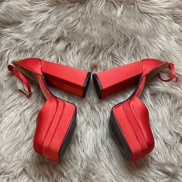 AMIUWEN Red Block Chunk Ankle Strap Platform Heels-closed toe sandal - Picture 7 of 9